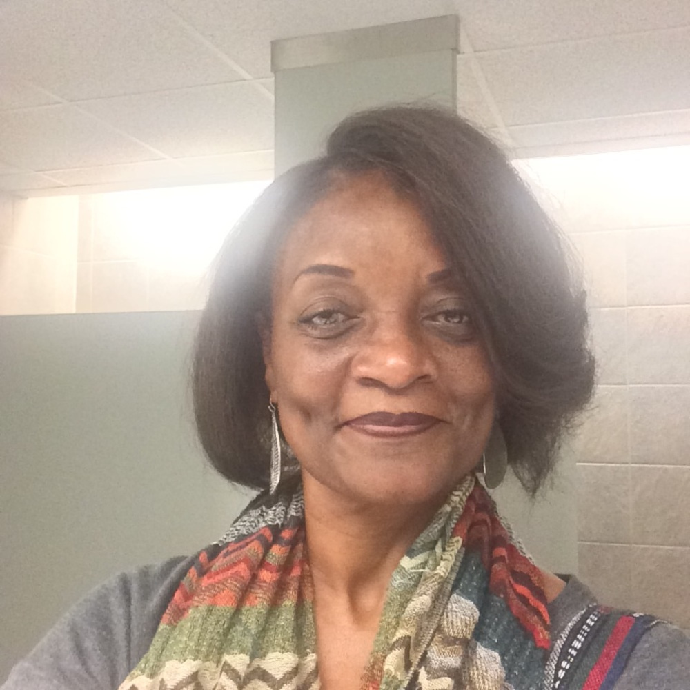 Meet your Posher, Charlotte